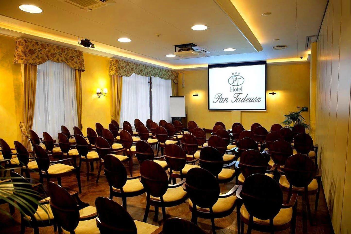 Hotel Pan Tadeusz Serock Luaran gambar